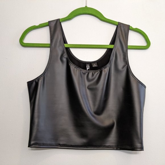 Michelle Uberreste Intrigue Crop Tank Matte Black Large - Picture 3 of 5
